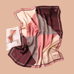 Grand foulard satiné chic 70x70cm 4 saisons - POPMYCURLS BOX PARIS